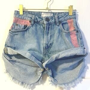 One teaspoon shorts size 22 cute pink and cream striped detail